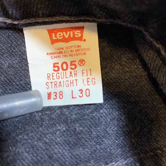 Vintage 90s Levis 505 Regular Straight Leg Grunge Black Denim Jeans Size 37x29.5 - Picture 3 of 10